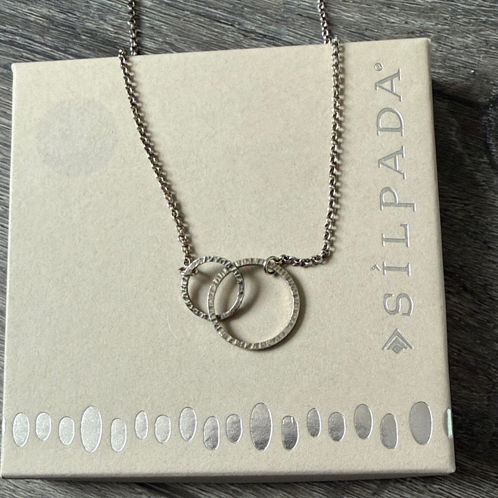 Silpada N2297 Sterling Silver Sweet Circles
Pendant Necklace- retired